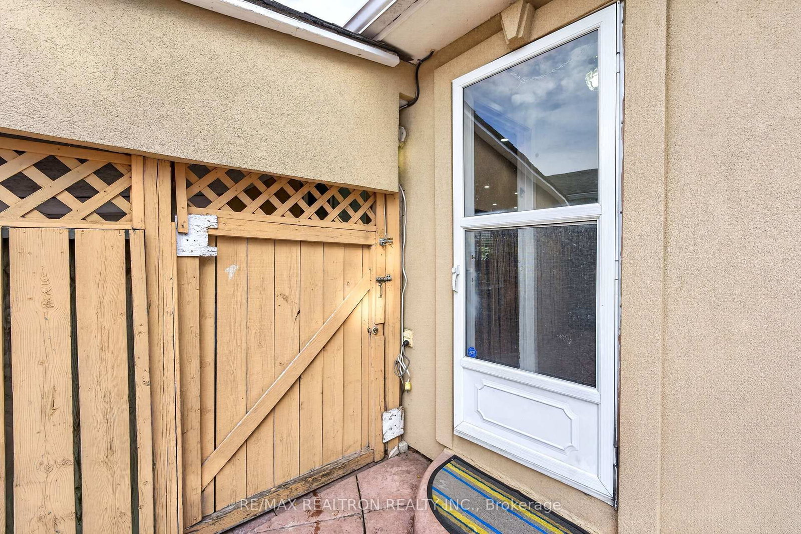 49 Tunmead Square • Toronto, ON photo 29