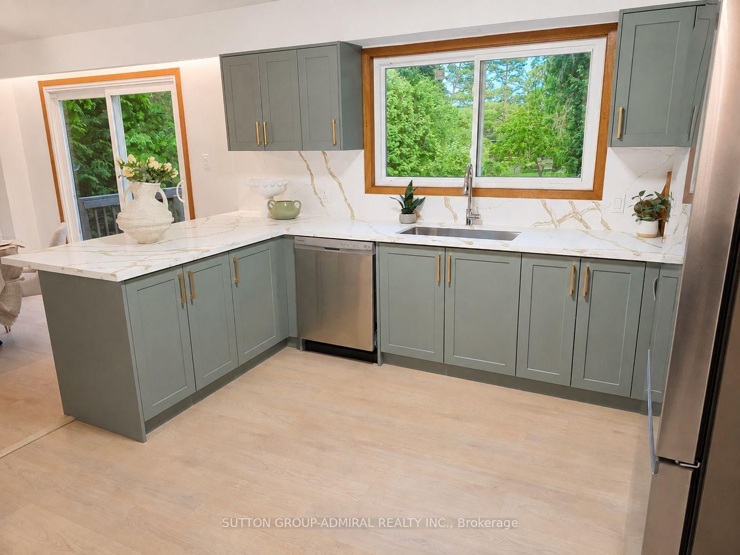 865 Regent Drive • Oshawa, ON photo 8