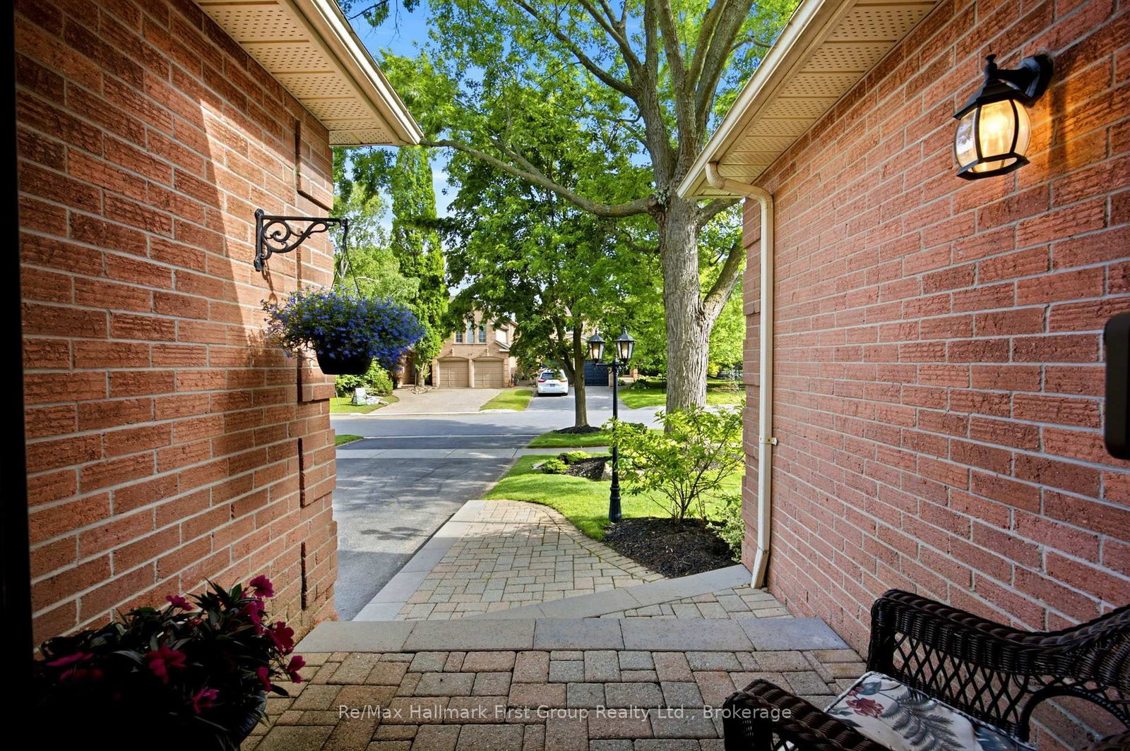 49 Rothean Drive • Whitby, ON photo 4
