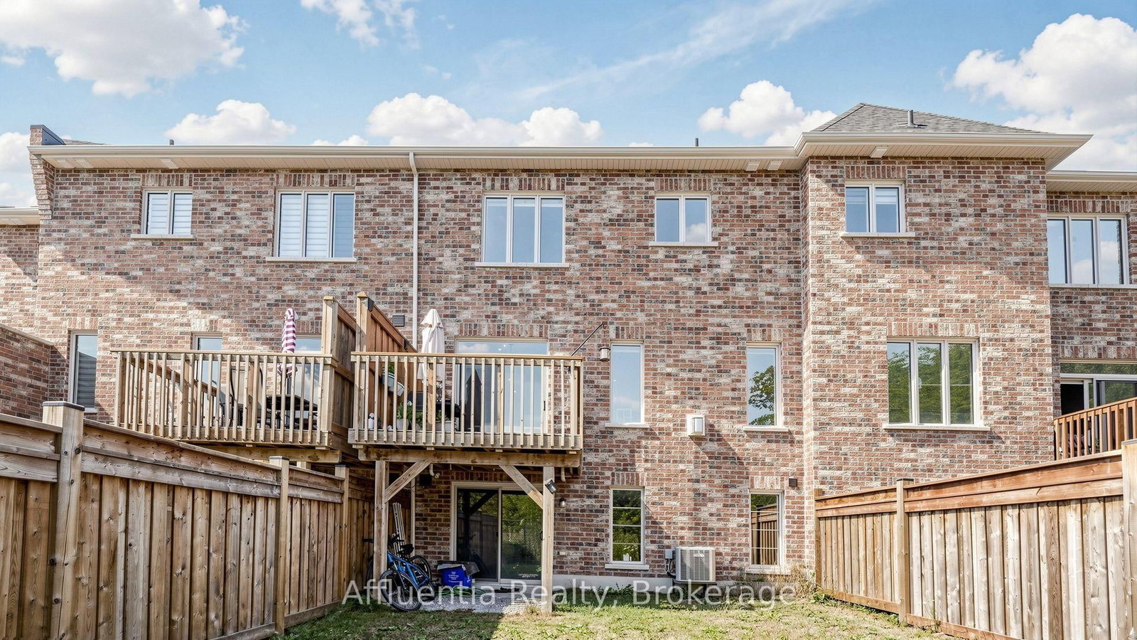 61 Hickling Lane • Ajax, ON photo 44