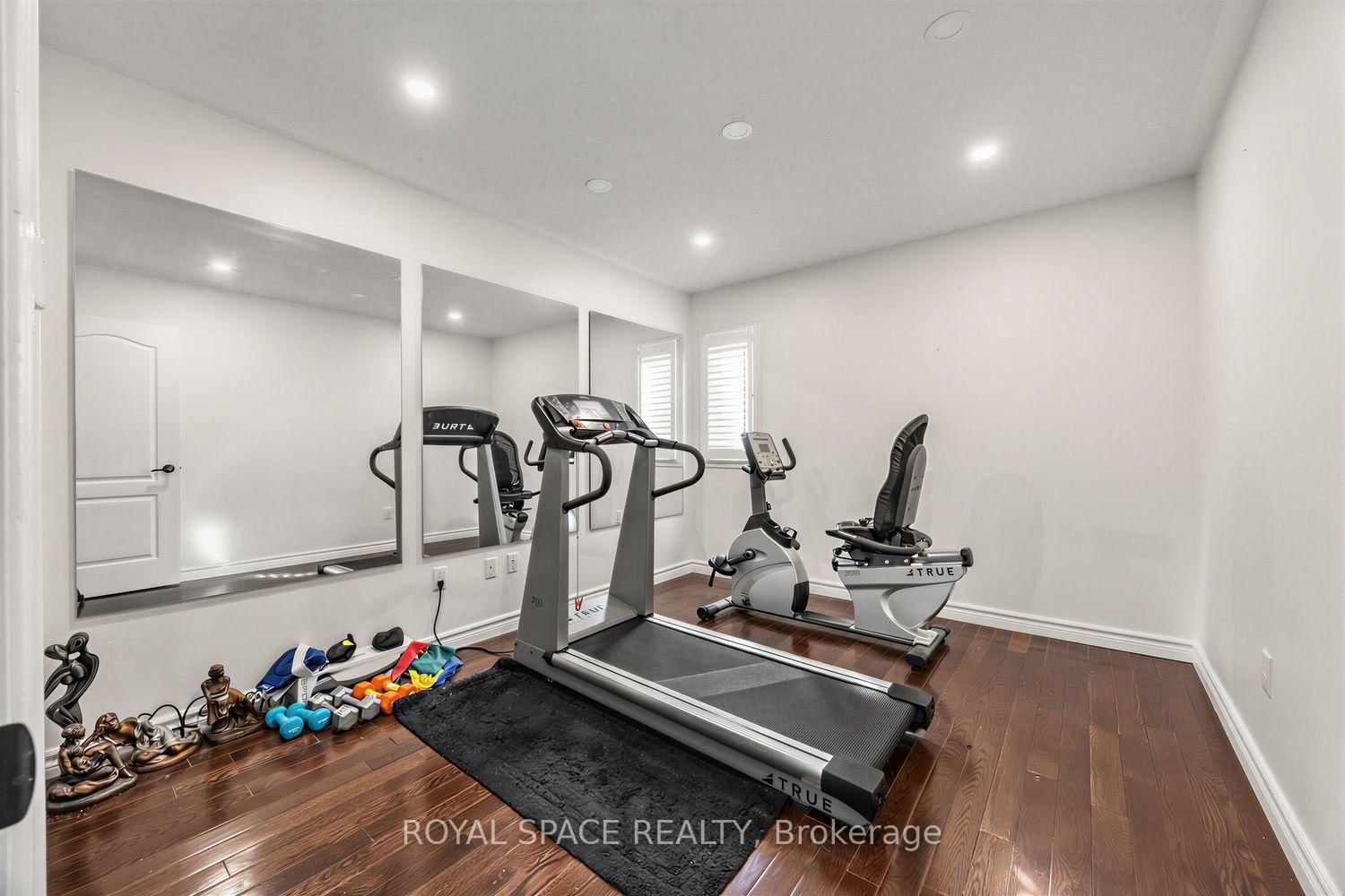7 Urwin Street • Ajax, ON photo 18