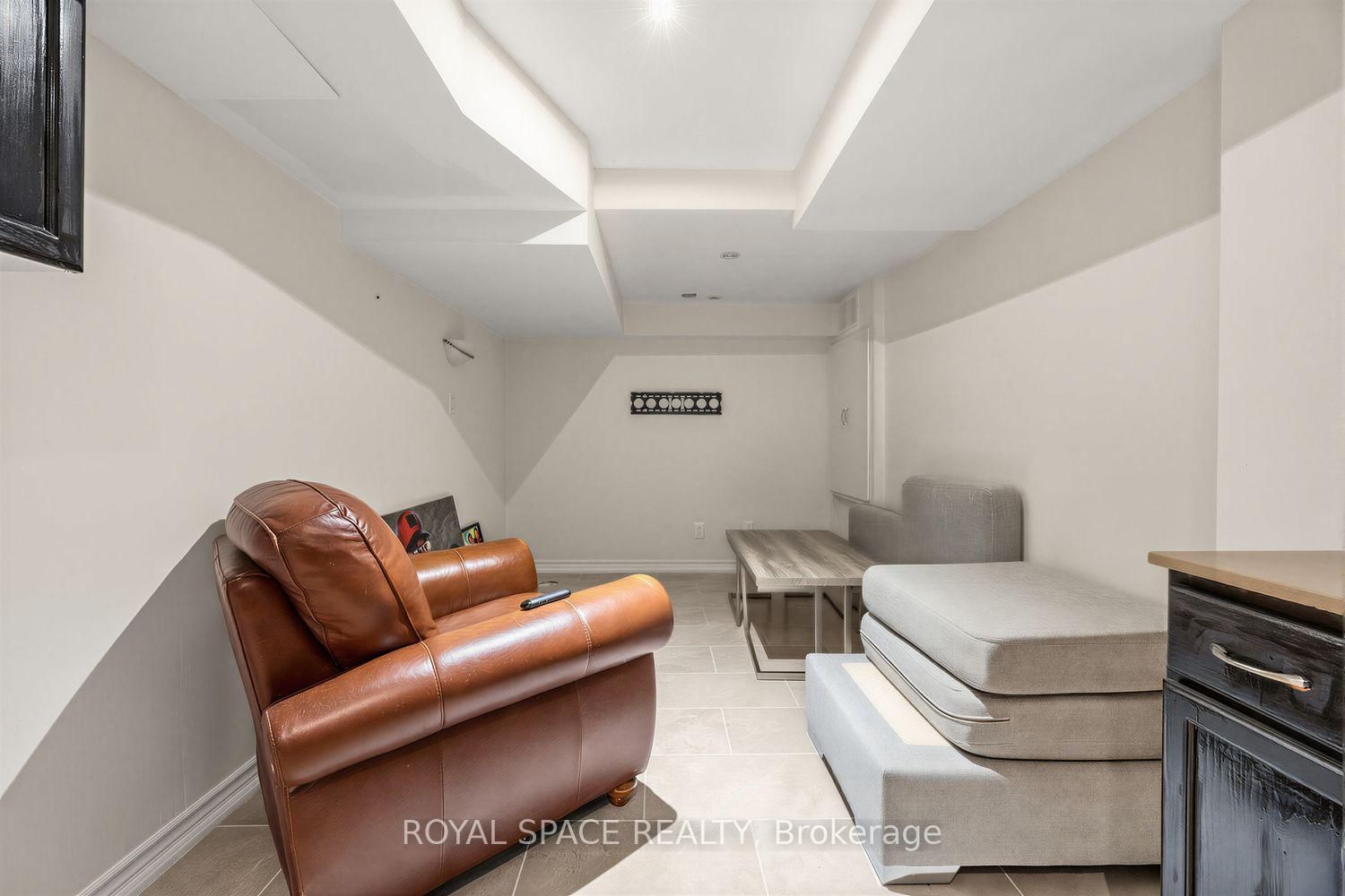 7 Urwin Street • Ajax, ON photo 24