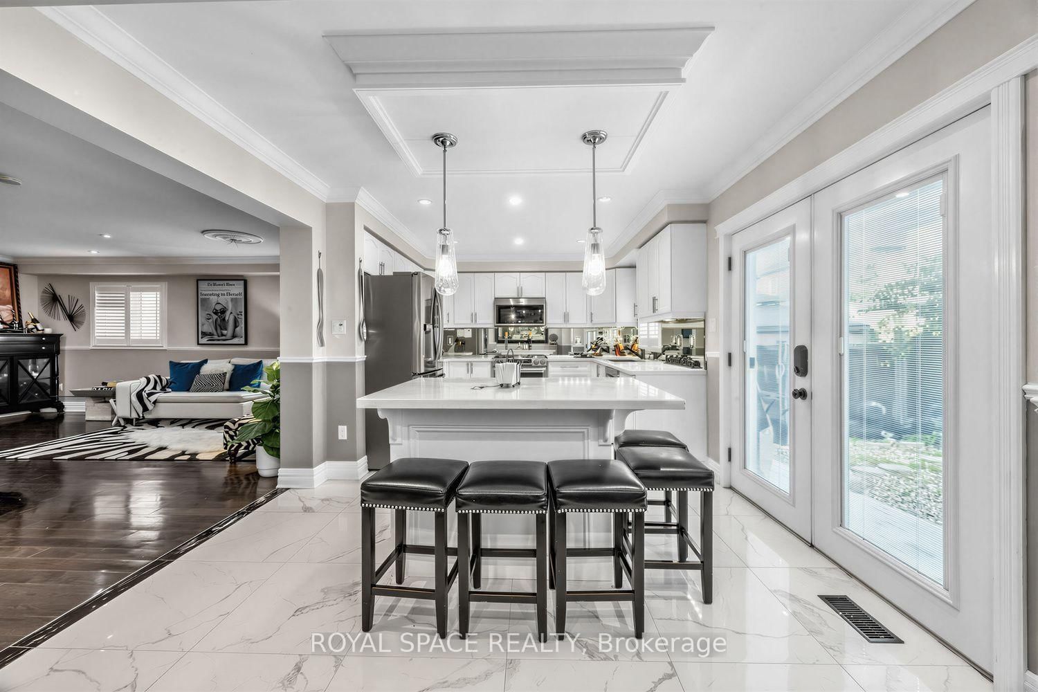 7 Urwin Street • Ajax, ON photo 8