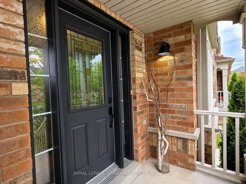 12 Blytheway Gate