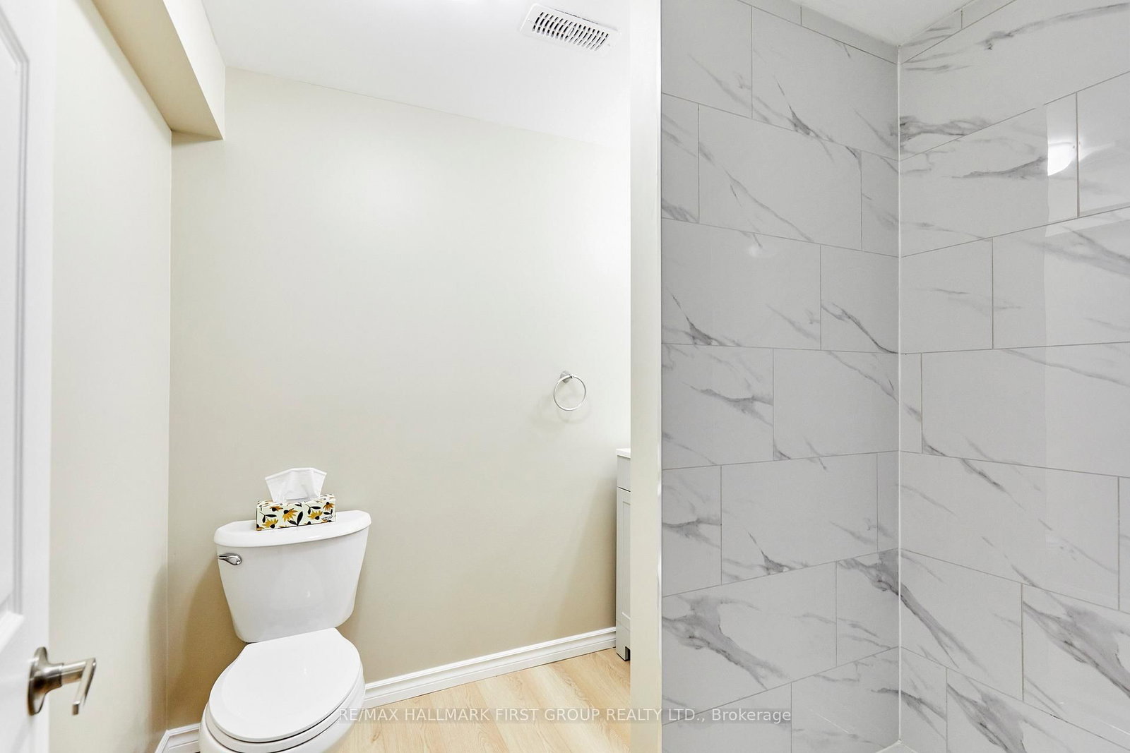 295 Baldwin Street • Oshawa, ON photo 32