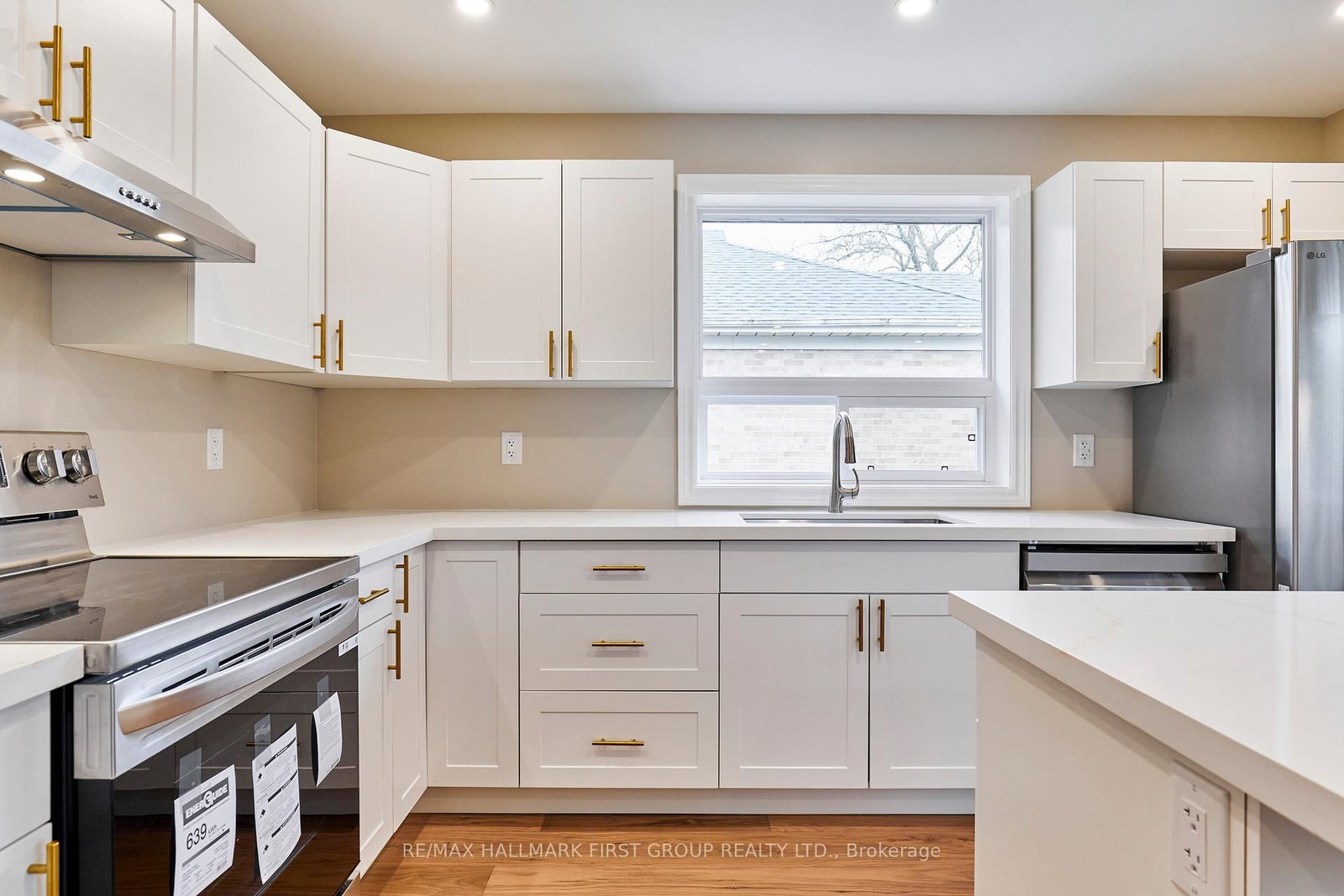 295 Baldwin Street • Oshawa, ON photo 8