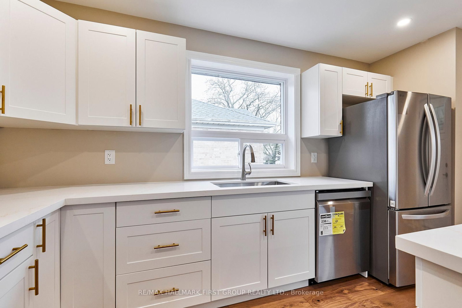 295 Baldwin Street • Oshawa, ON photo 9