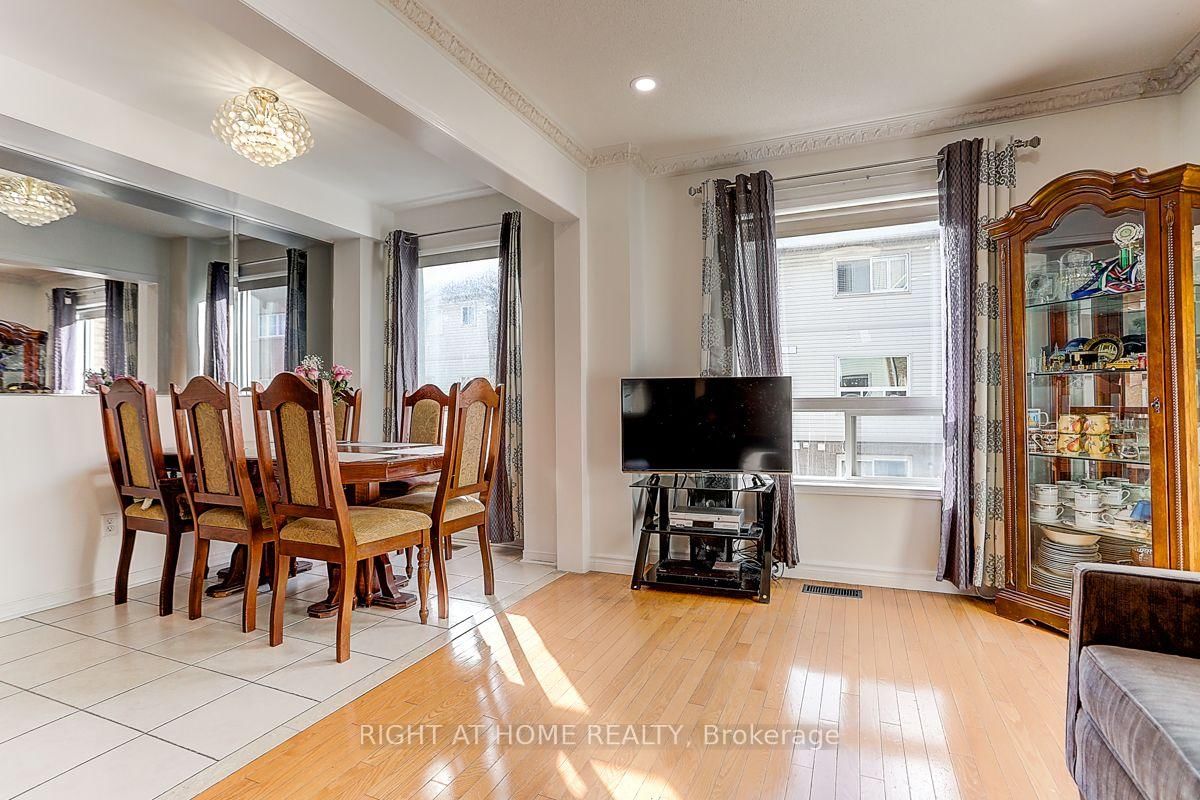 16 Pat Brooks Terrace • Toronto, ON photo 17