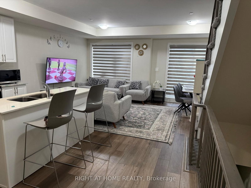 210 - 755 Omega Drive N