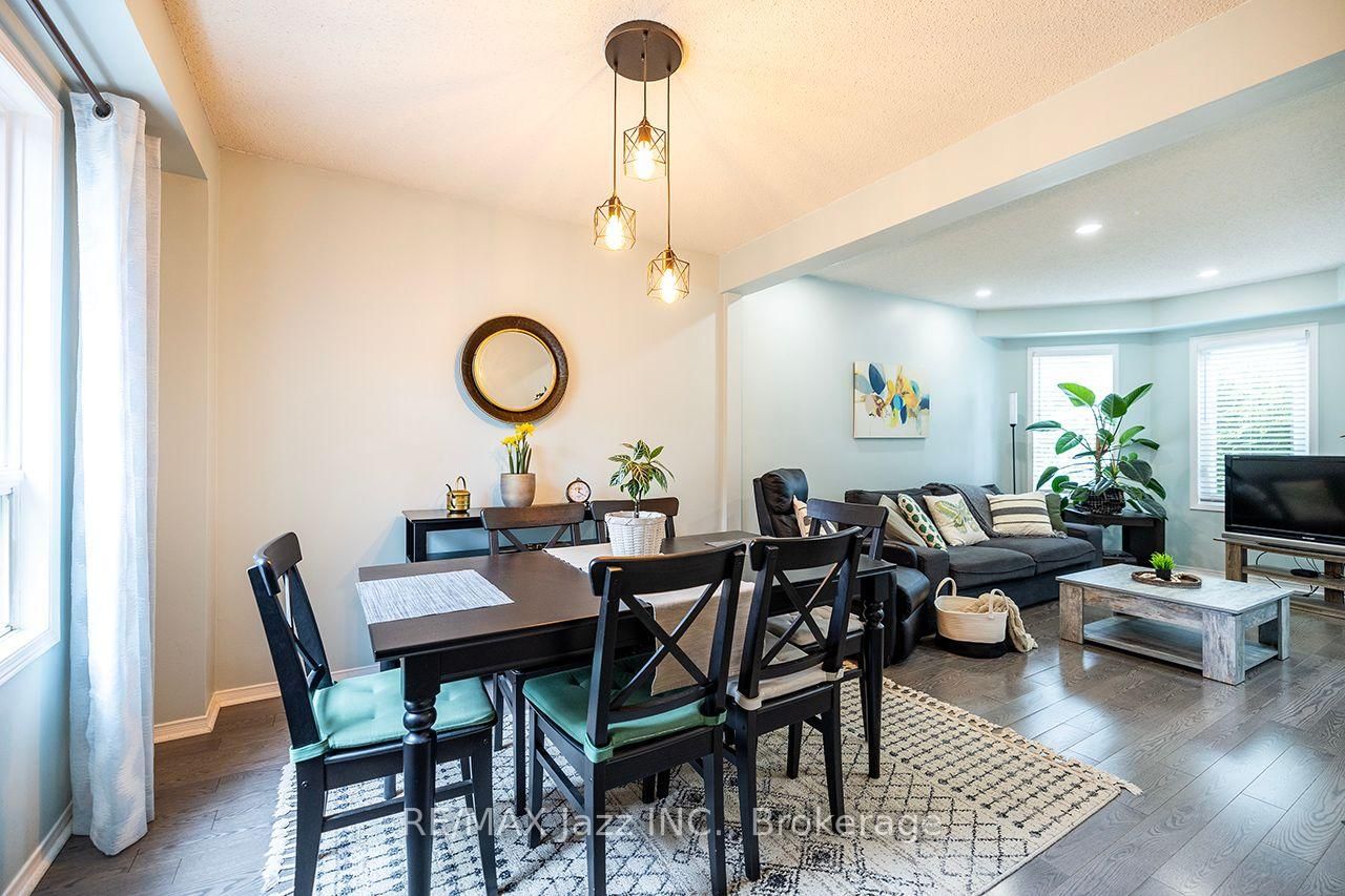 23 Meredith Court • Clarington, ON photo 10