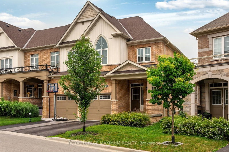 17 Brent Crescent