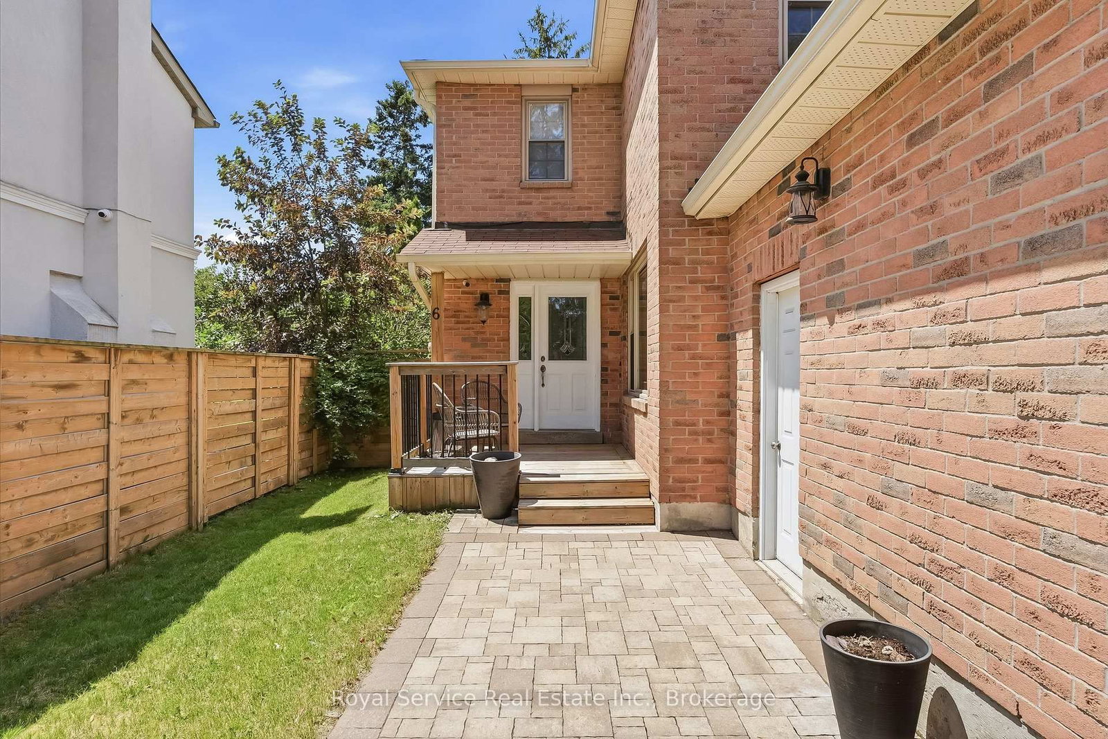 6 Gilmour Drive • Ajax, ON photo 3