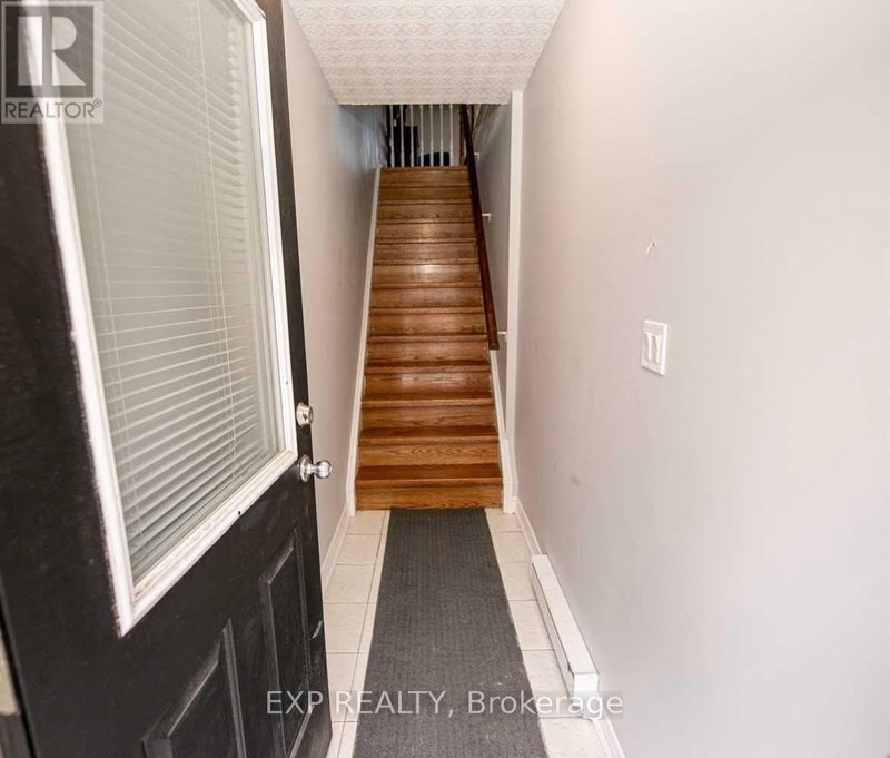 8 - 901 Kennedy Road