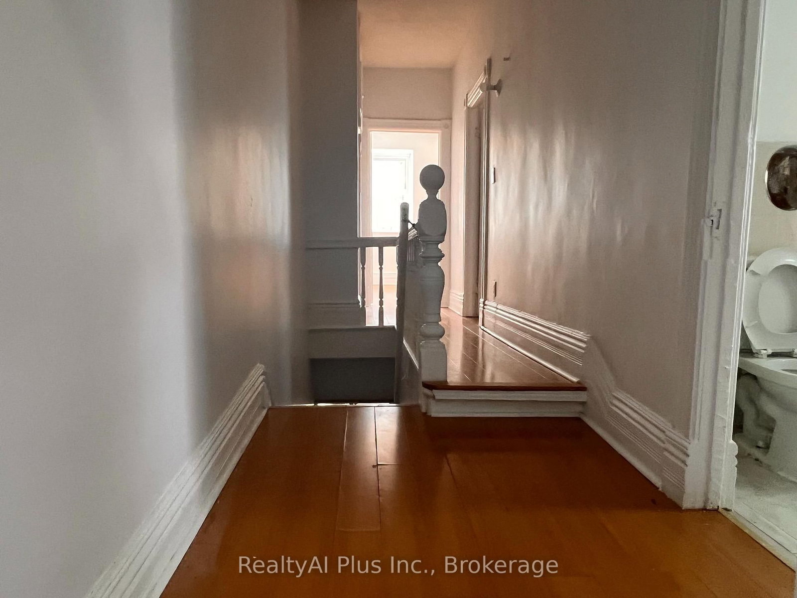182 Boulton Avenue • Toronto, ON photo 24