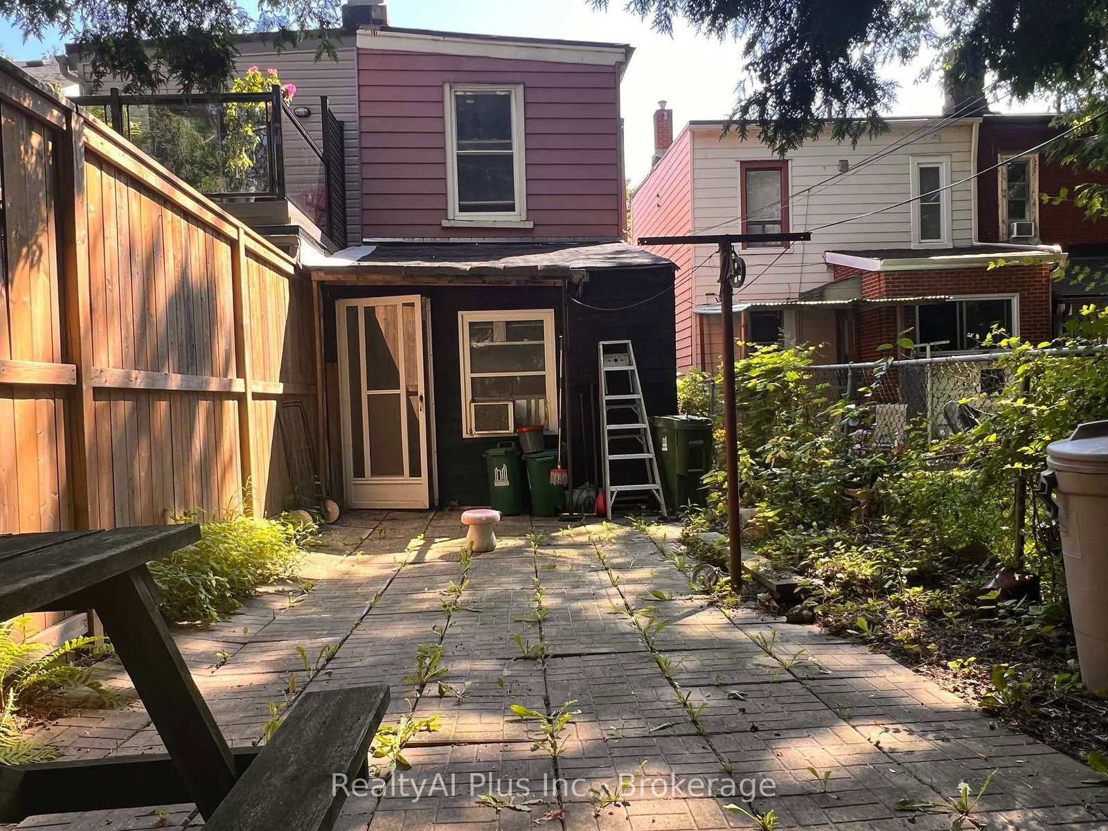 182 Boulton Avenue • Toronto, ON photo 30