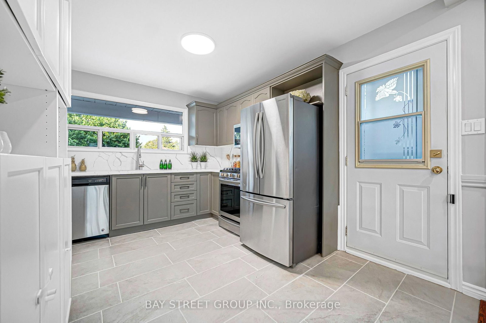 58 Billingsgate Crescent • Ajax, ON photo 6