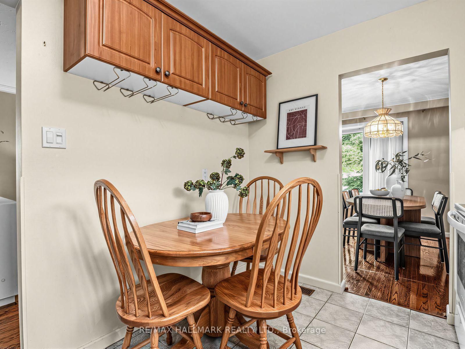 23 Lynnbrook Drive • Toronto, ON photo 14
