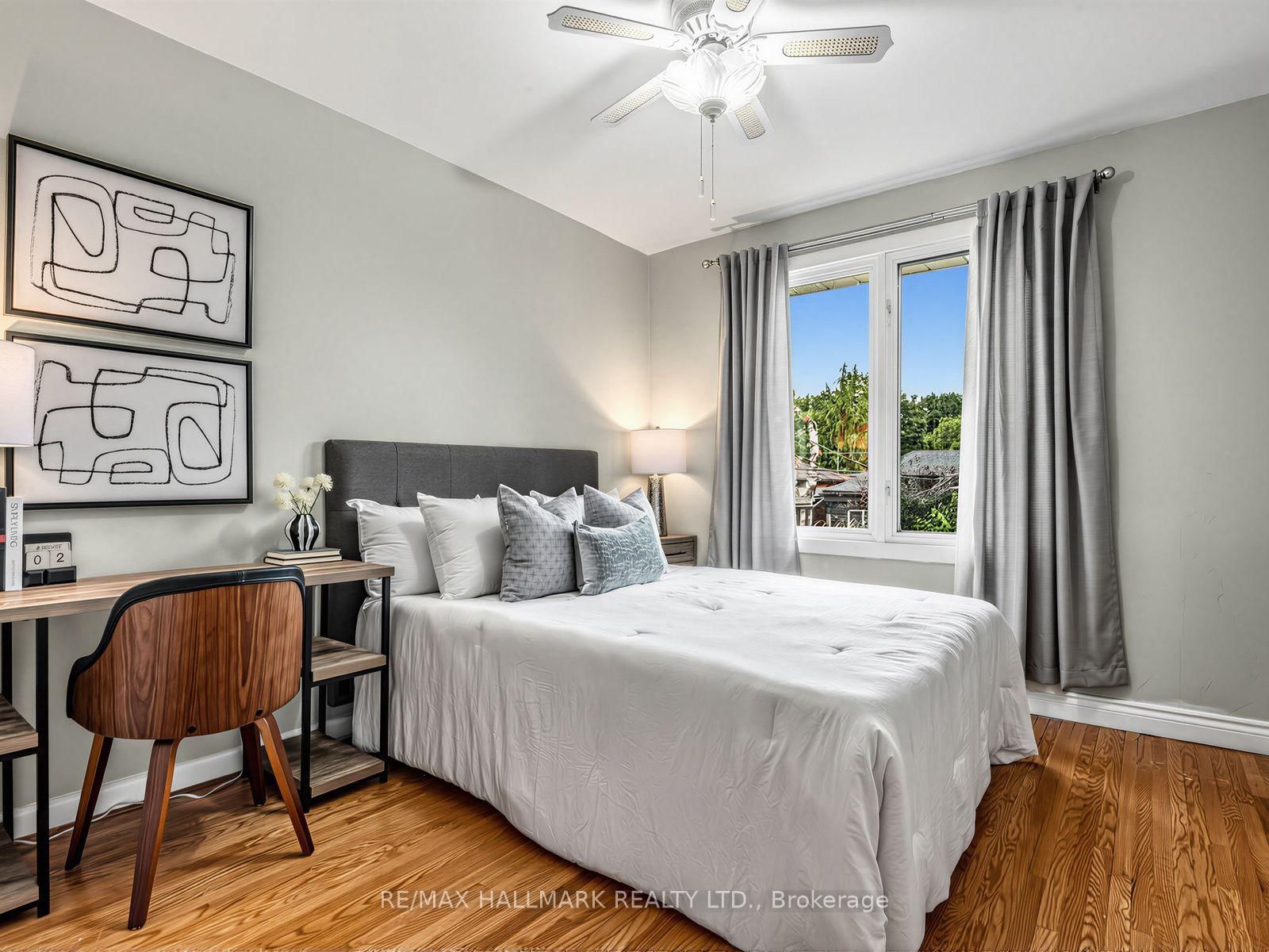 23 Lynnbrook Drive • Toronto, ON photo 22