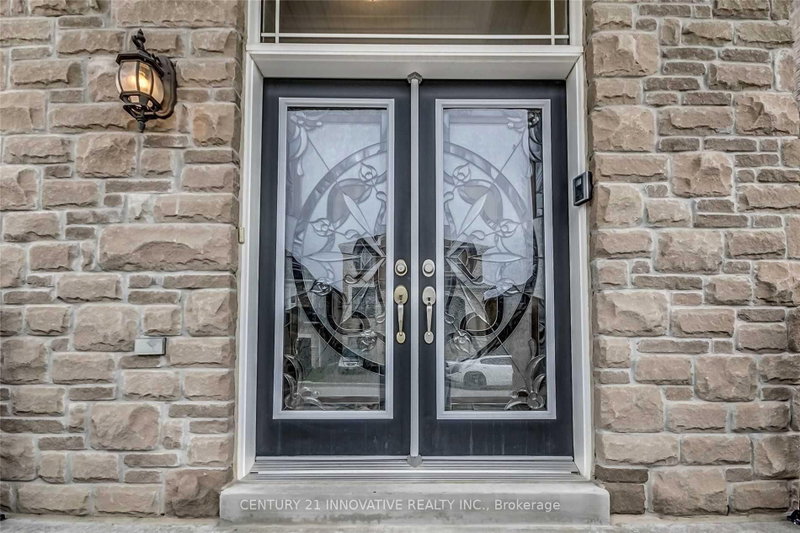 4 Aquilina Court