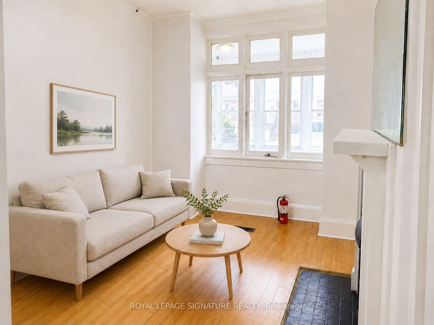 916 Woodbine Avenue • Toronto, ON photo 1