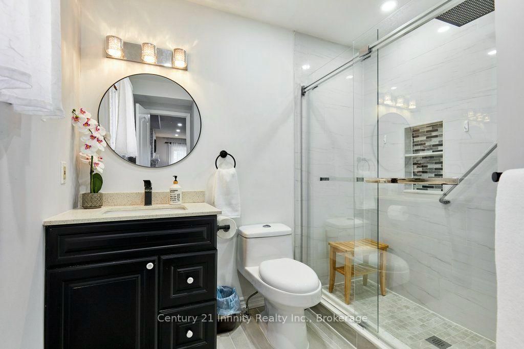 8 Murkar Crescent • Whitby, ON photo 18
