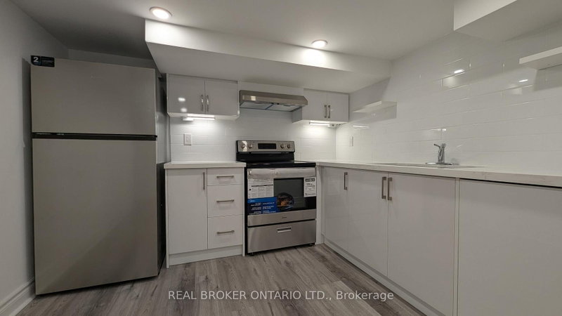 Unit #4 - 1150 Woodbine Avenue