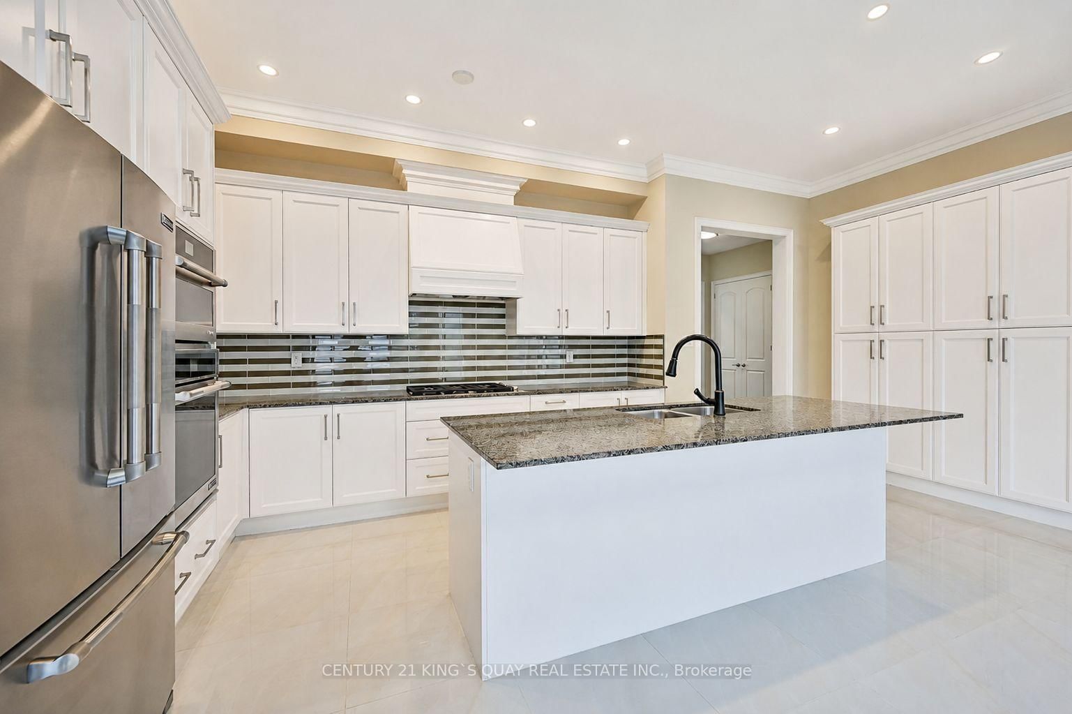 1917 Fairport Rd, Pickering, view 10