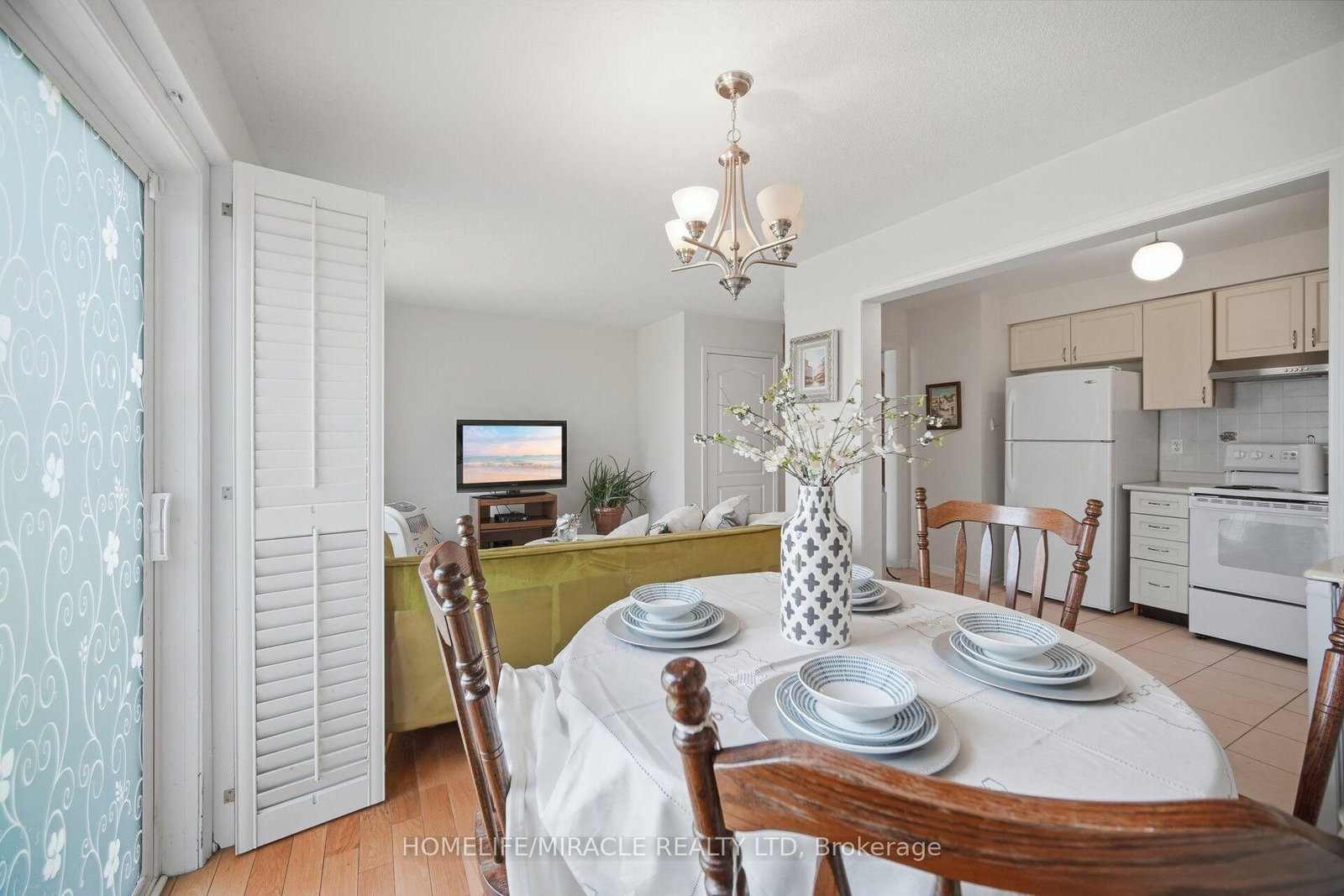 6 Barkdale Way • Whitby, ON photo 12