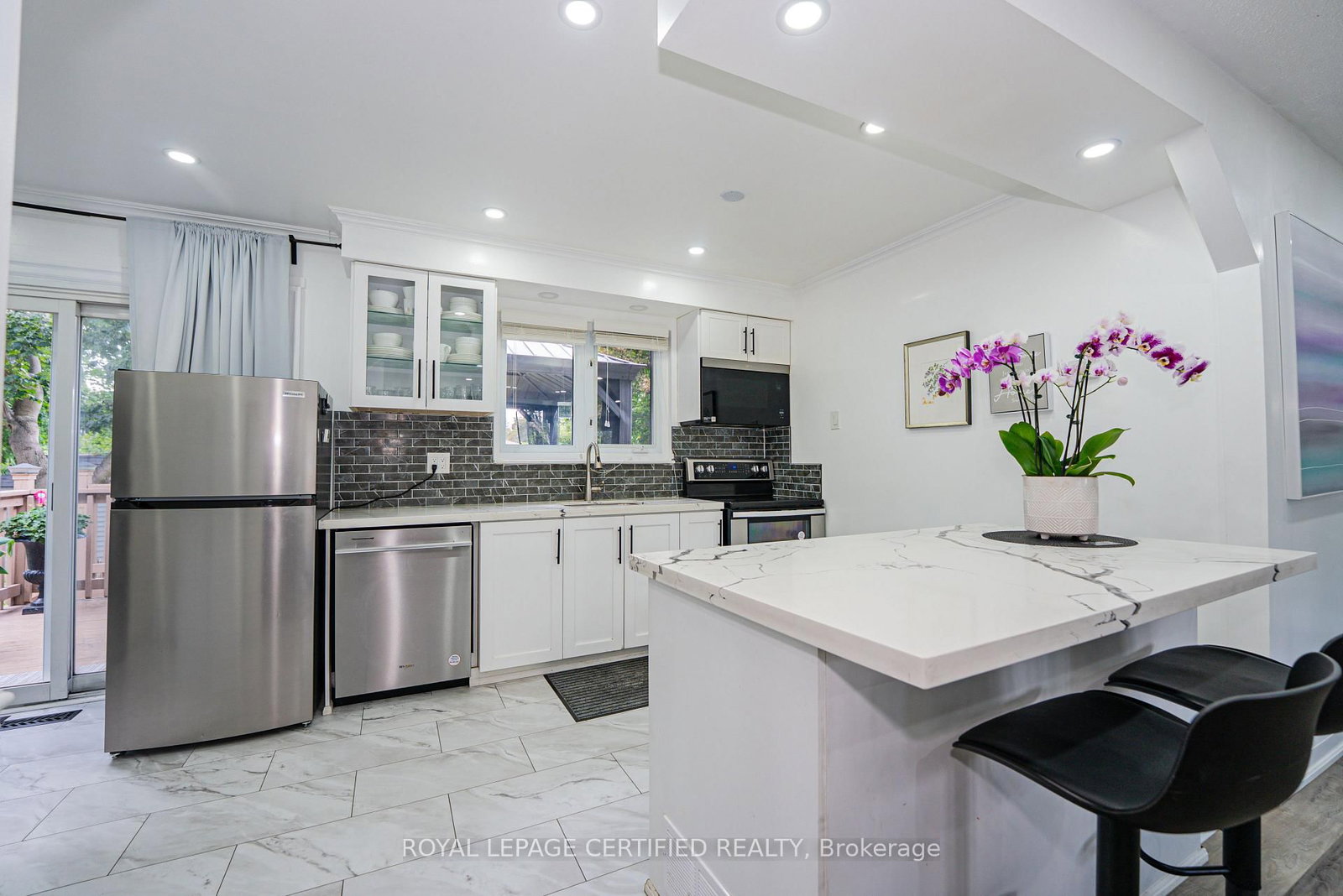 48 Highcastle Road • Toronto, ON photo 11