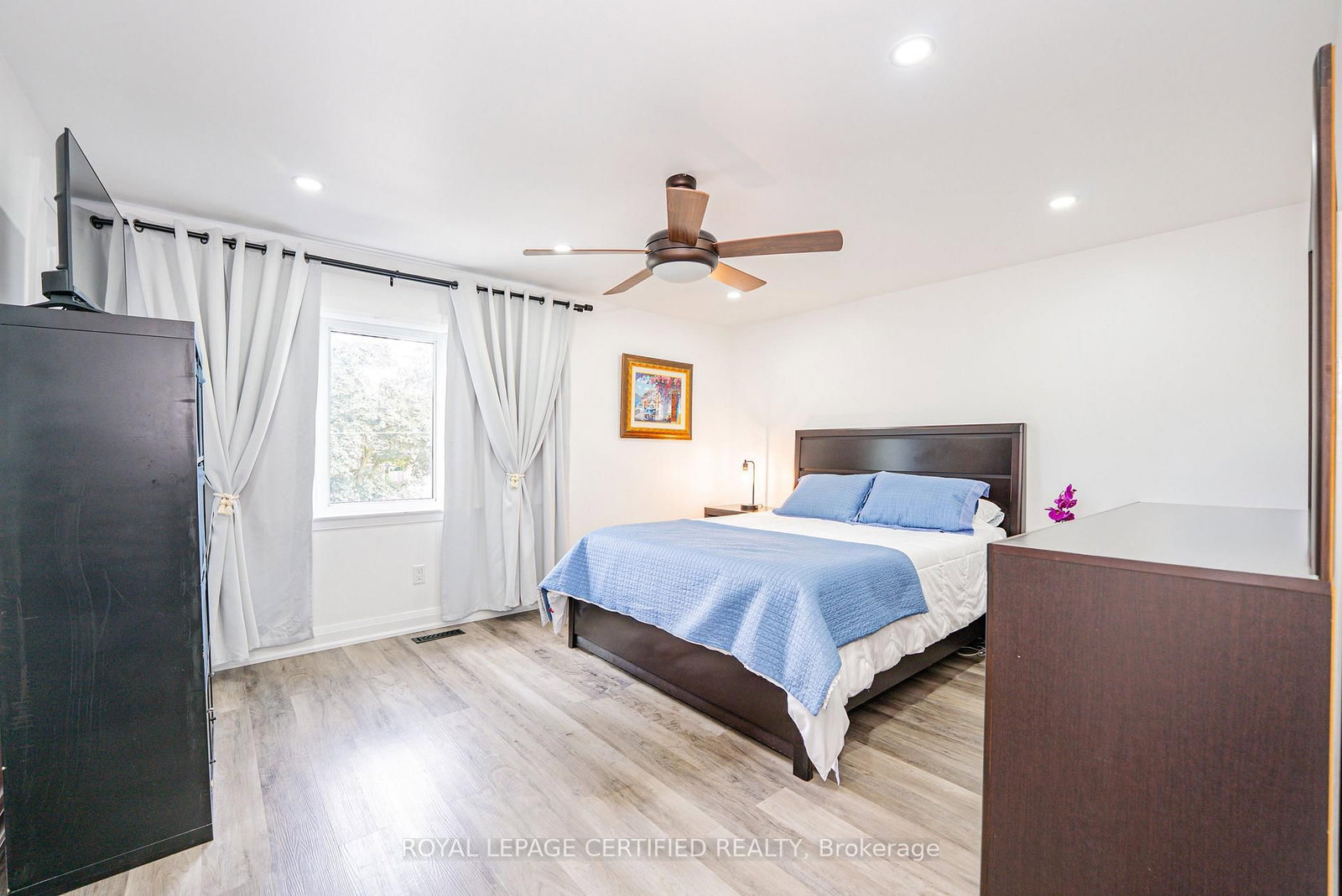 48 Highcastle Road • Toronto, ON photo 21