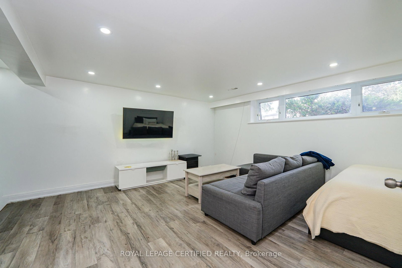 48 Highcastle Road • Toronto, ON photo 36