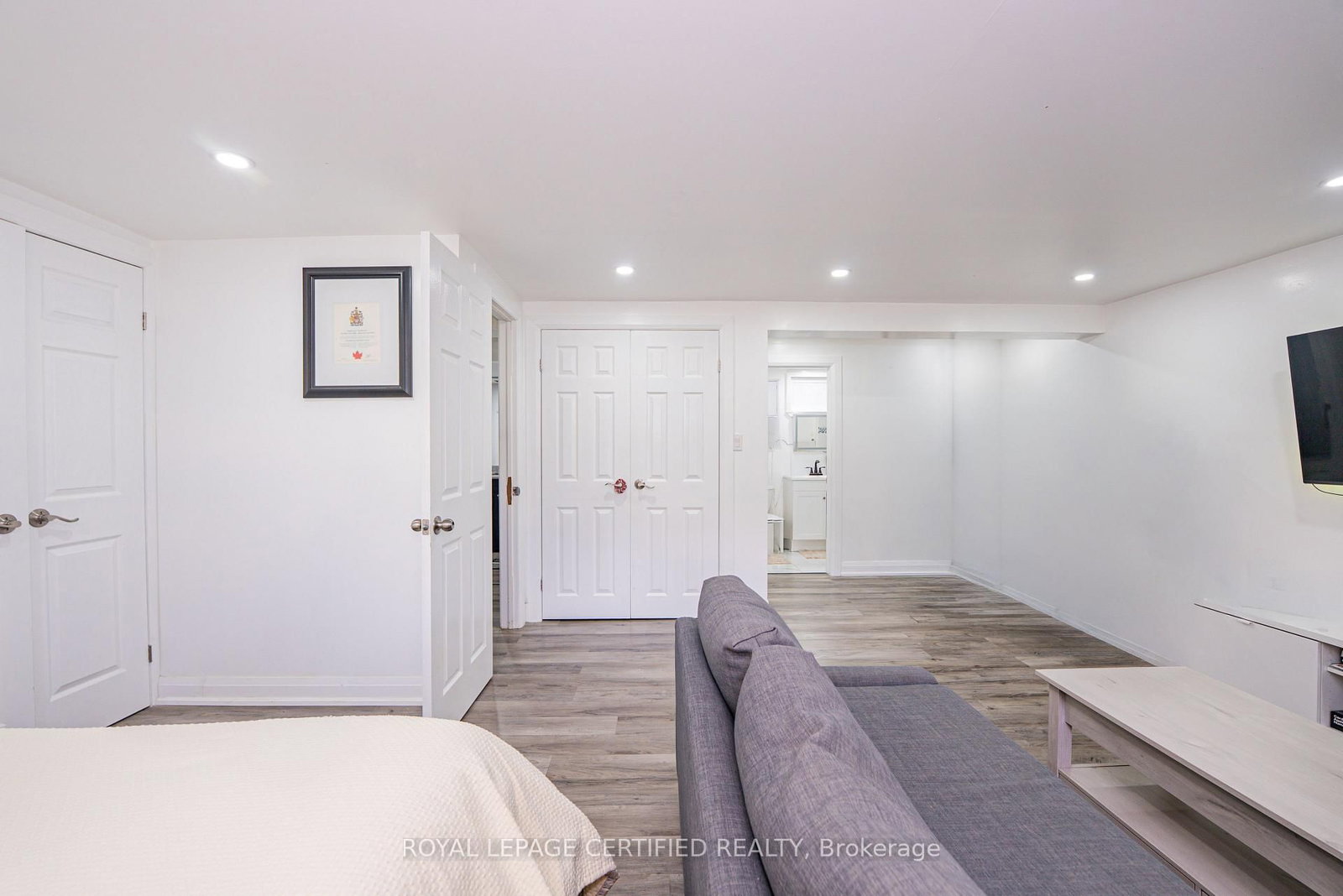 48 Highcastle Road • Toronto, ON photo 38