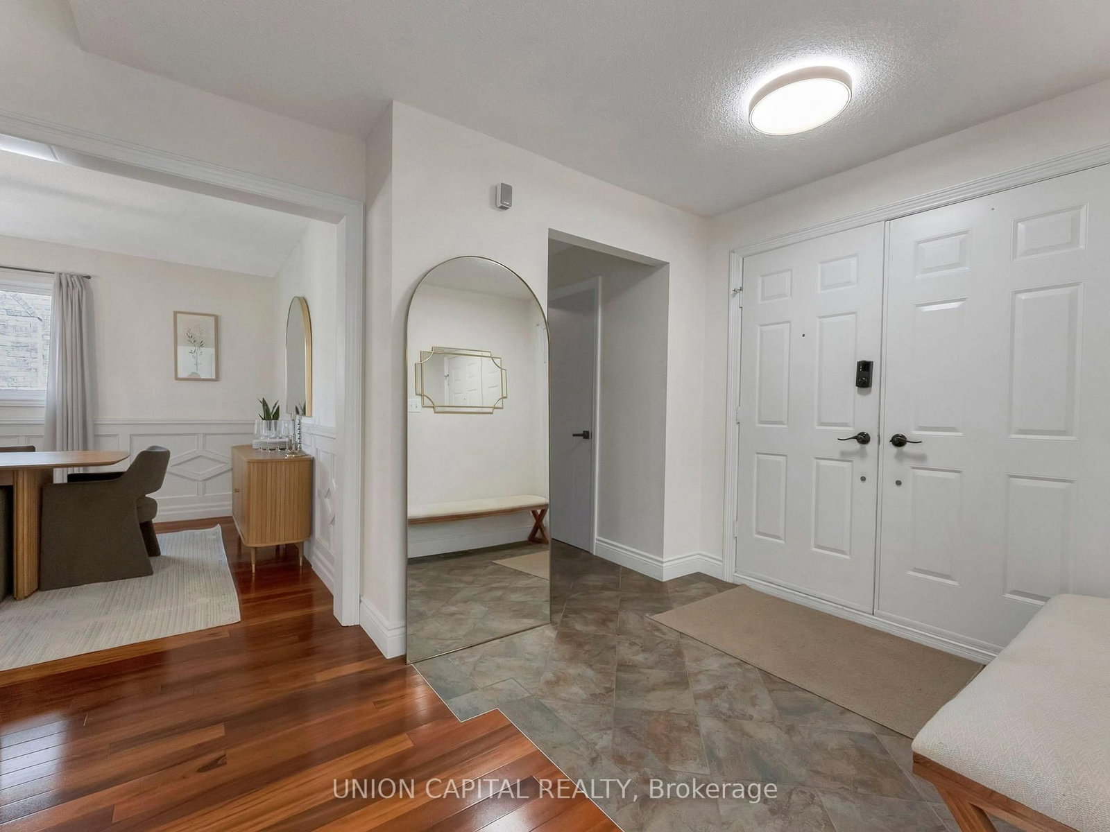 772 Pebble Court • Pickering, ON photo 4