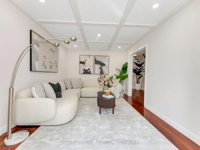 772 Pebble Court • Pickering, ON photo 7
