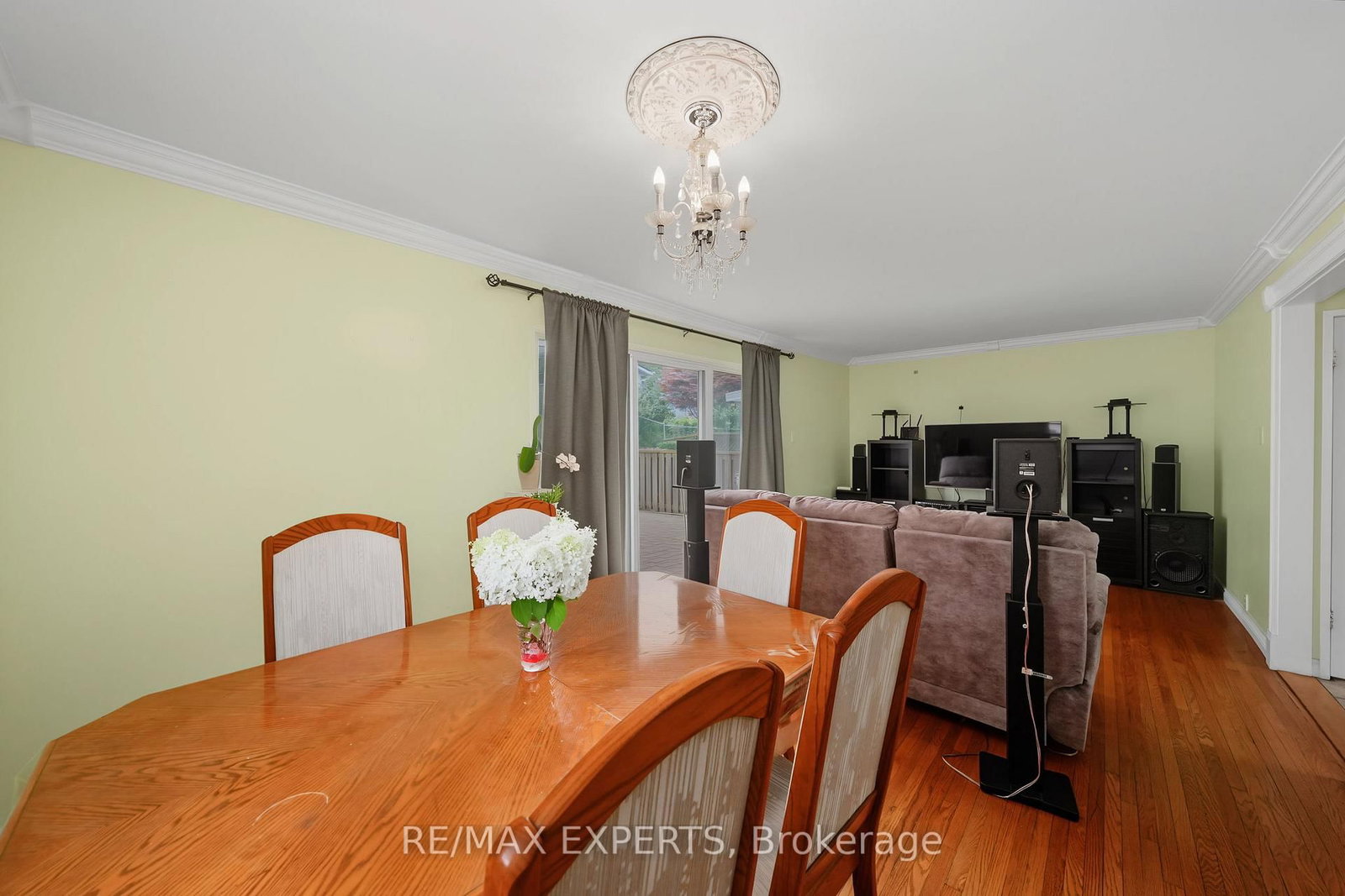 71 Dogwood Crescent • Toronto, ON photo 14