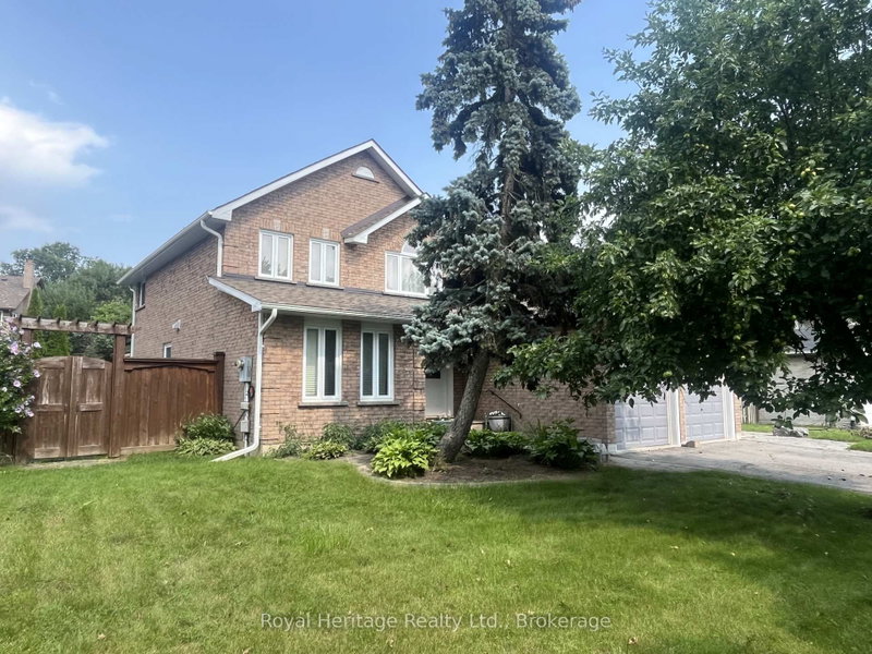 184 Lake Driveway W