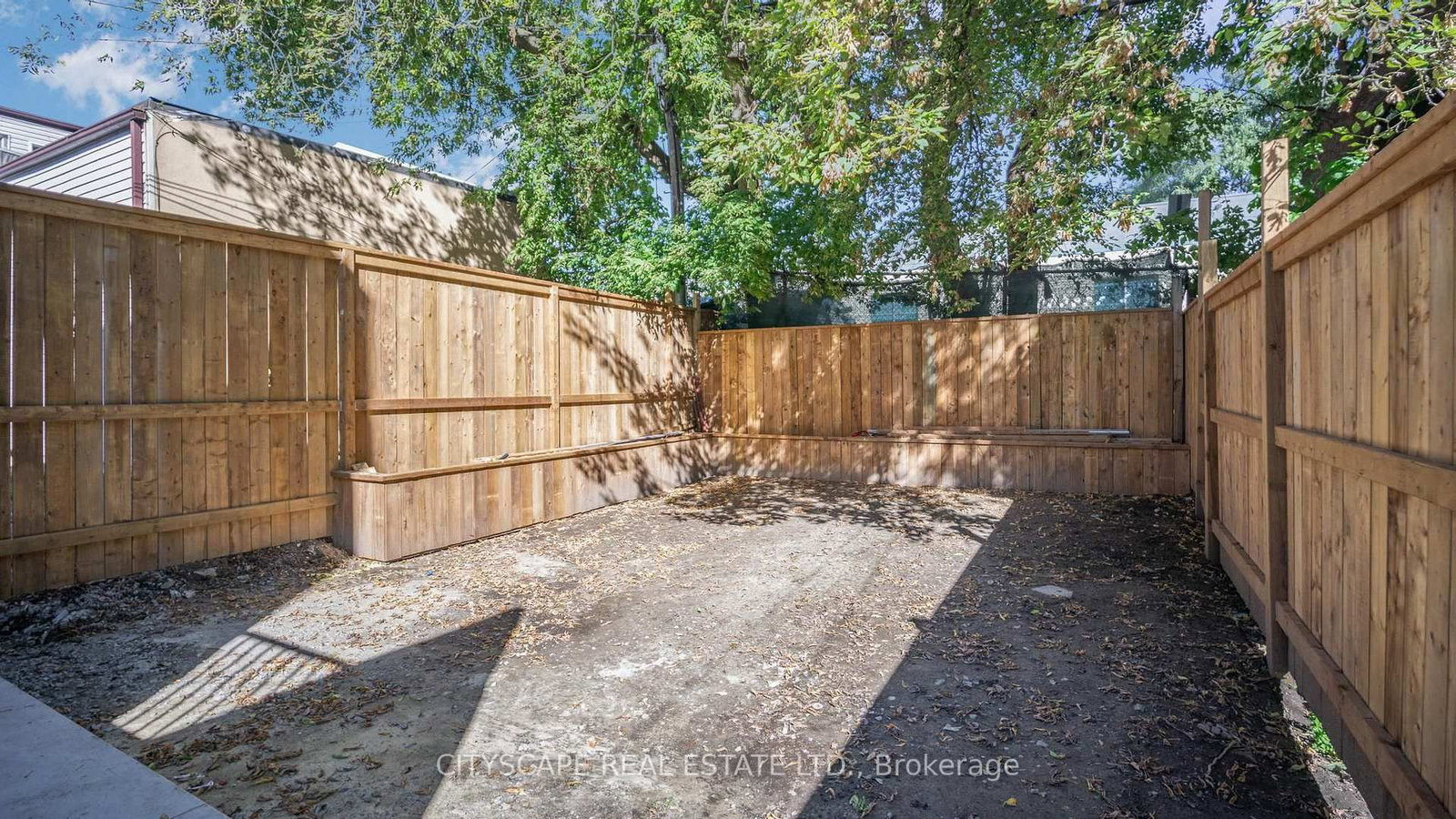 39 Kenworthy Toronto,ON M1L 3B1 — Photo 28