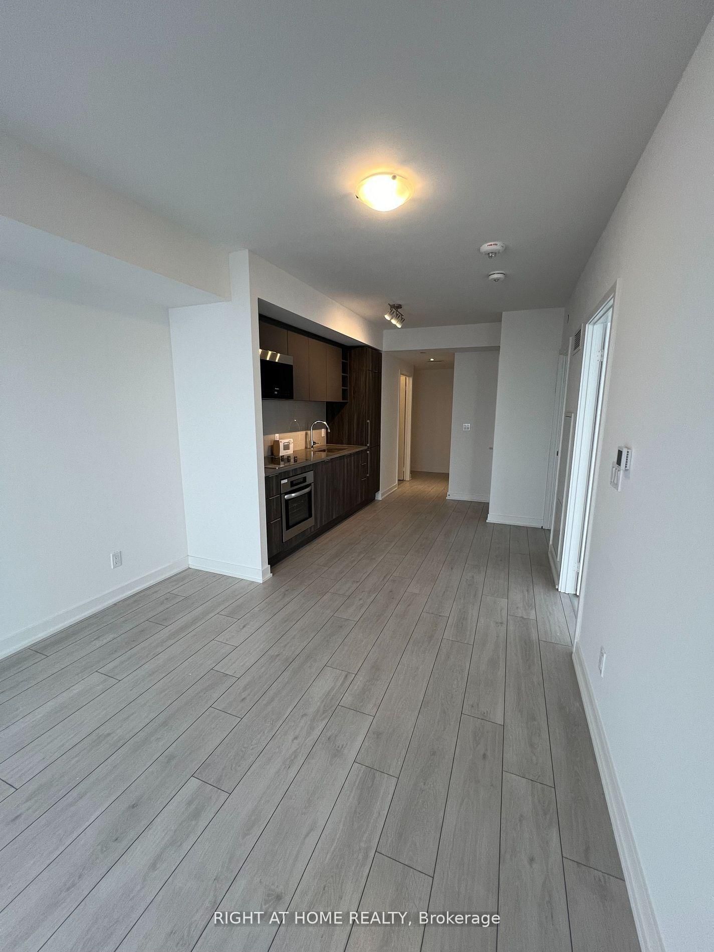 3105 - 2033 Kennedy Road, Toronto 3