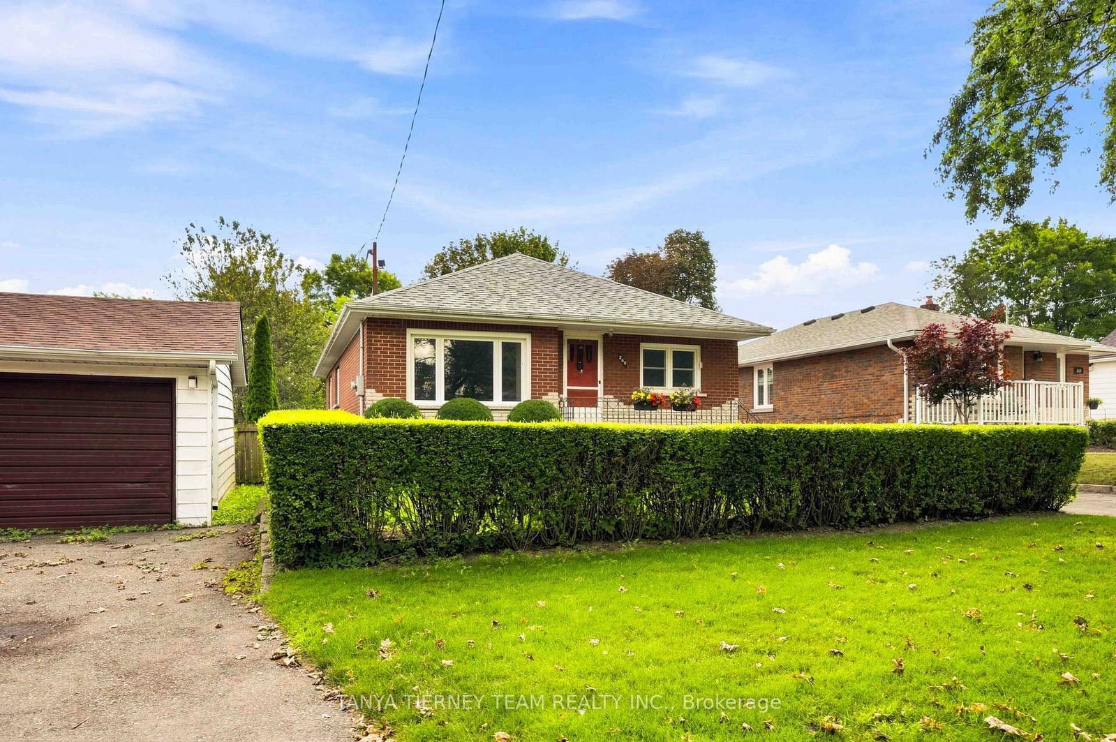 285 Muriel Avenue • Oshawa, ON photo 3