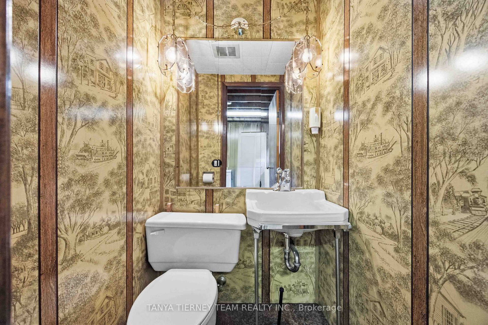 285 Muriel Avenue • Oshawa, ON photo 32