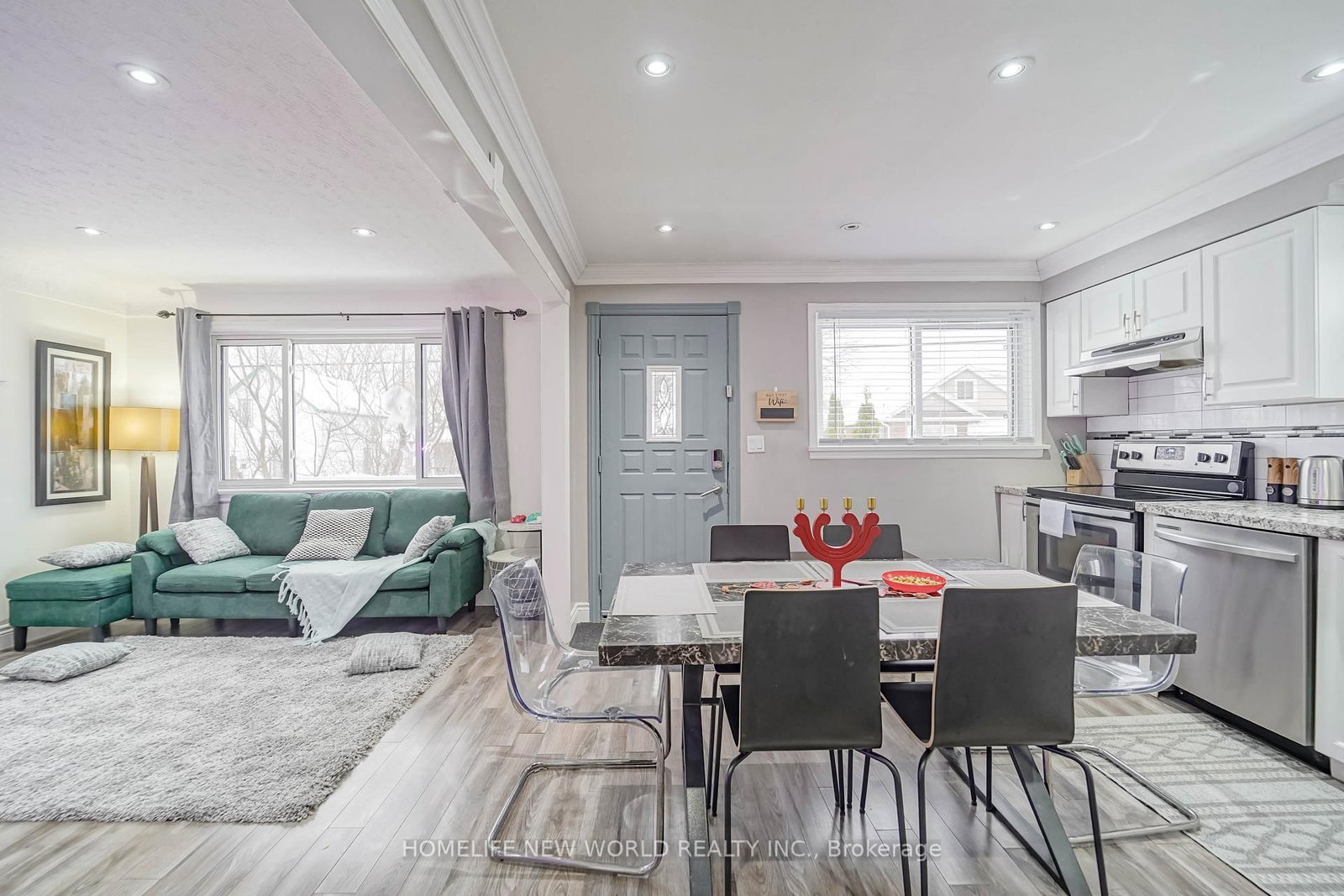 137 Banting Avenue • Oshawa, ON photo 11