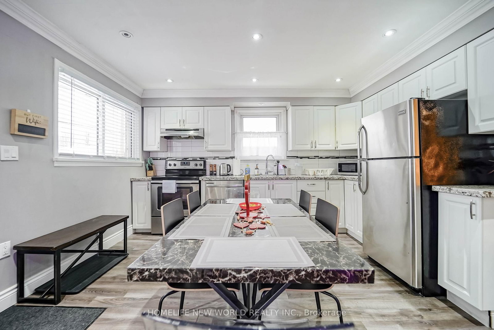 137 Banting Avenue • Oshawa, ON photo 12