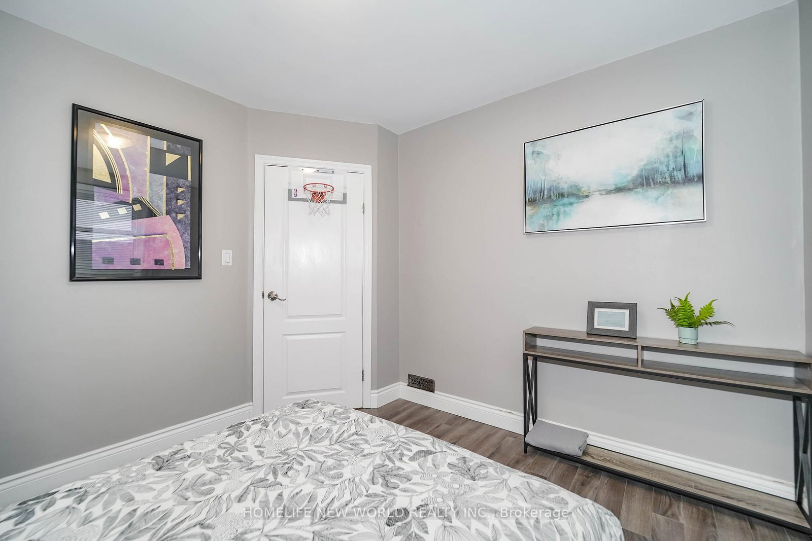 137 Banting Avenue • Oshawa, ON photo 27