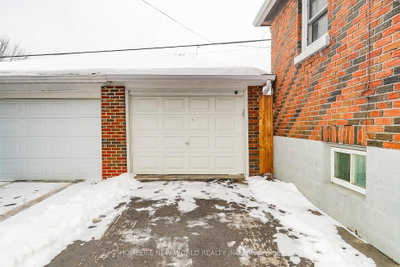 137 Banting Avenue • Oshawa, ON photo 3