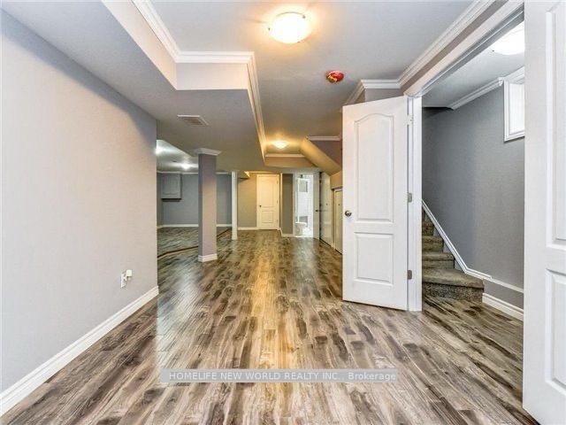 137 Banting Avenue • Oshawa, ON photo 31