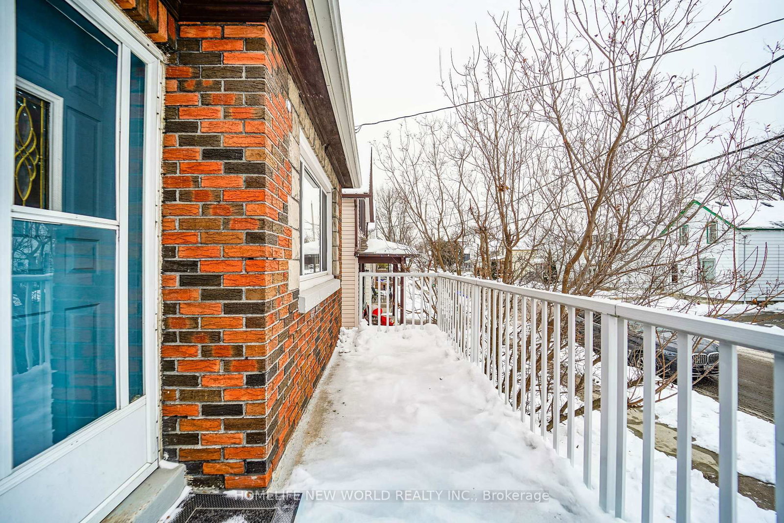 137 Banting Avenue • Oshawa, ON photo 5