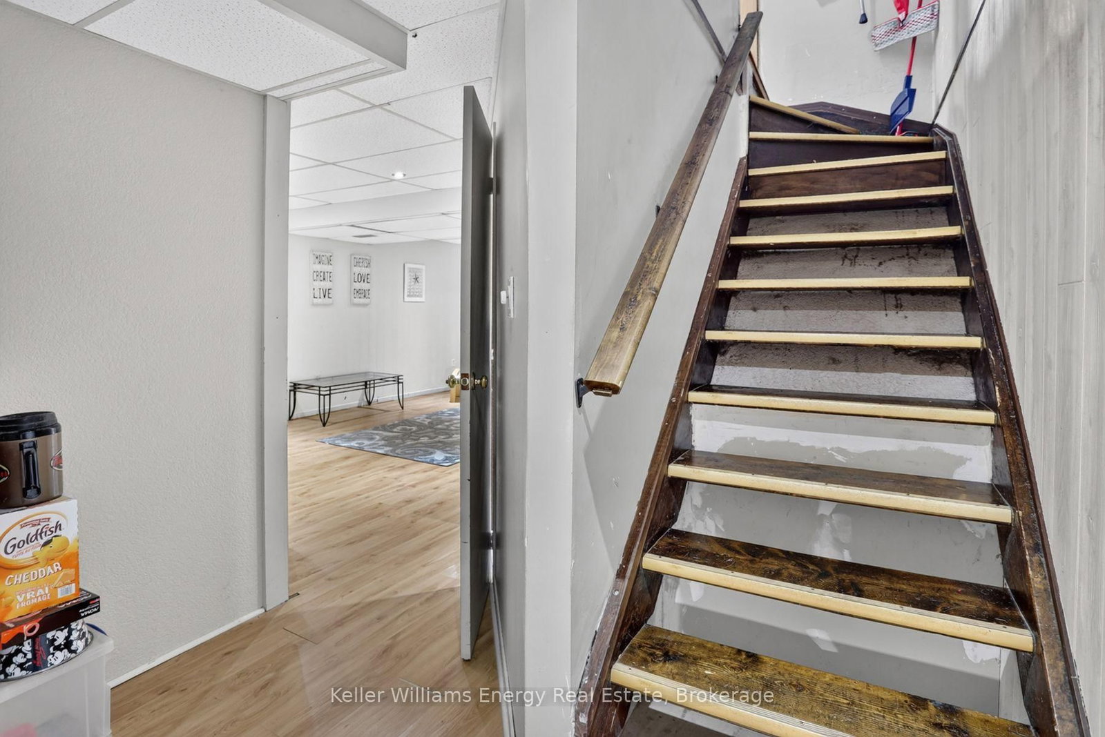 567 Cobblehill Drive • Oshawa, ON photo 27