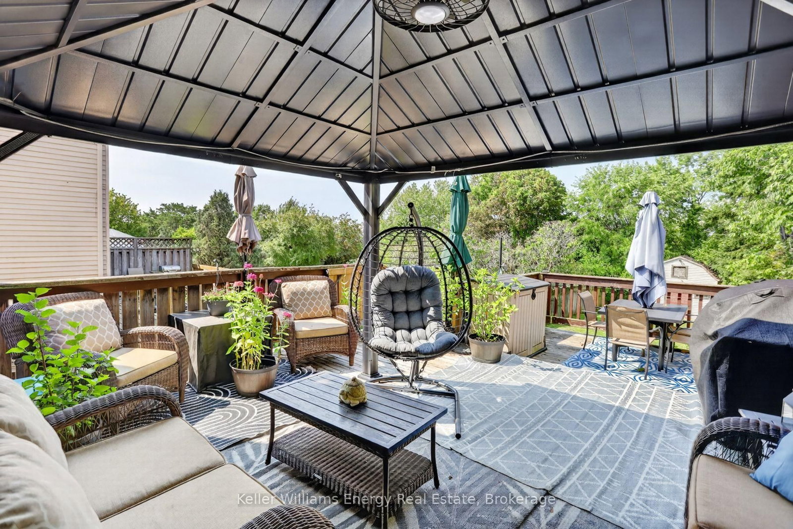 567 Cobblehill Drive • Oshawa, ON photo 35