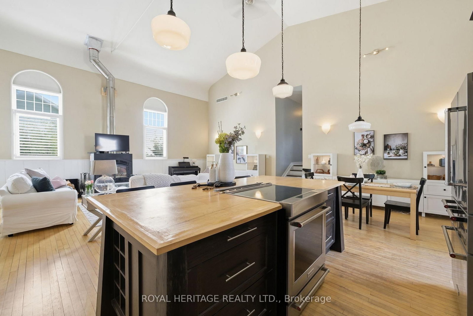 2699 Concession Rd 7 Road • Clarington, ON photo 13