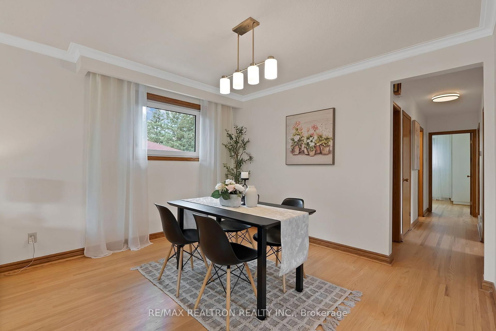 421 Brimorton Drive • Toronto, ON photo 10